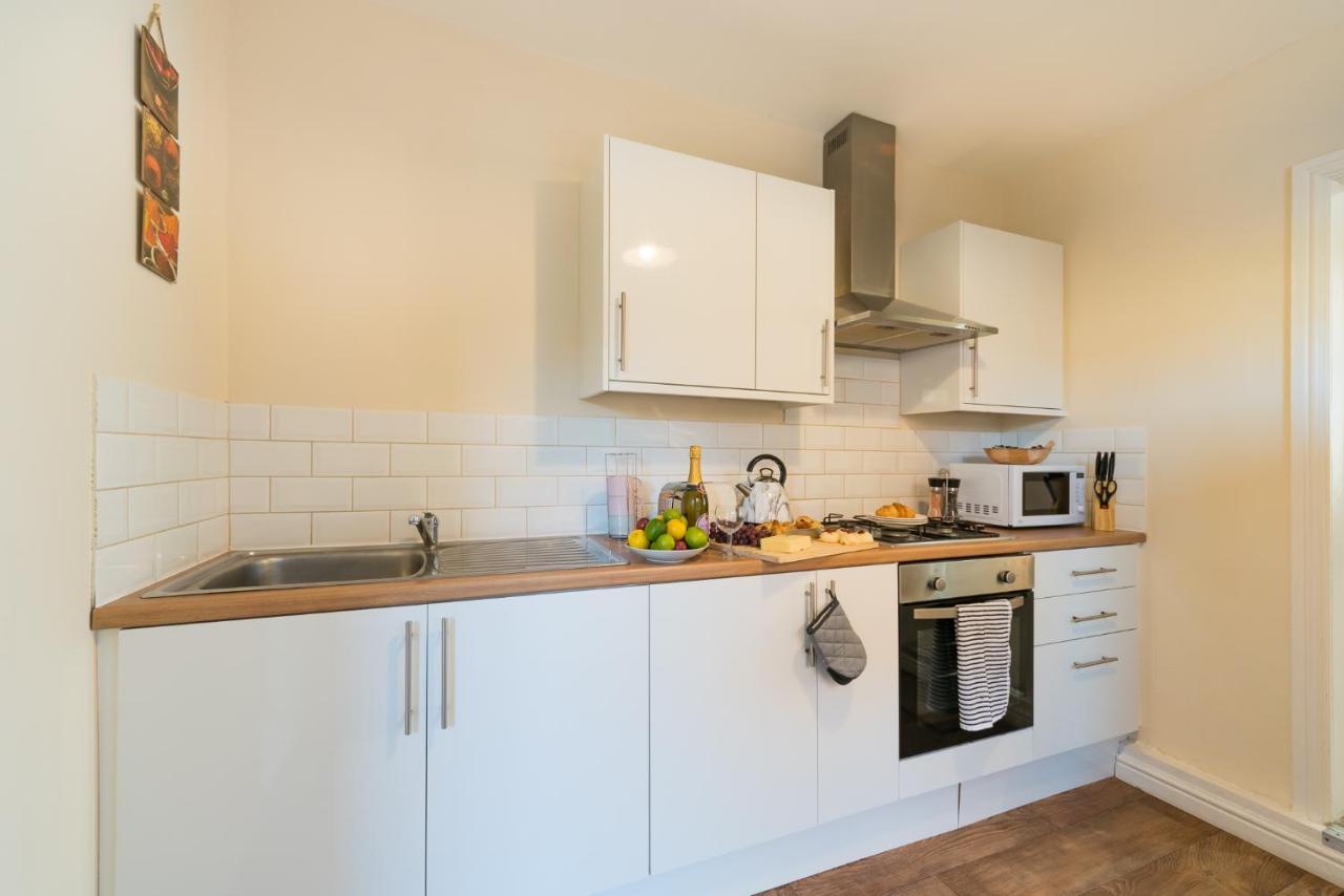 3 Bedroom-5 Beds Newland Ave King'S Palace Leisure-Contractor-Heart Of Hull Amenities Kingston upon Hull Buitenkant foto