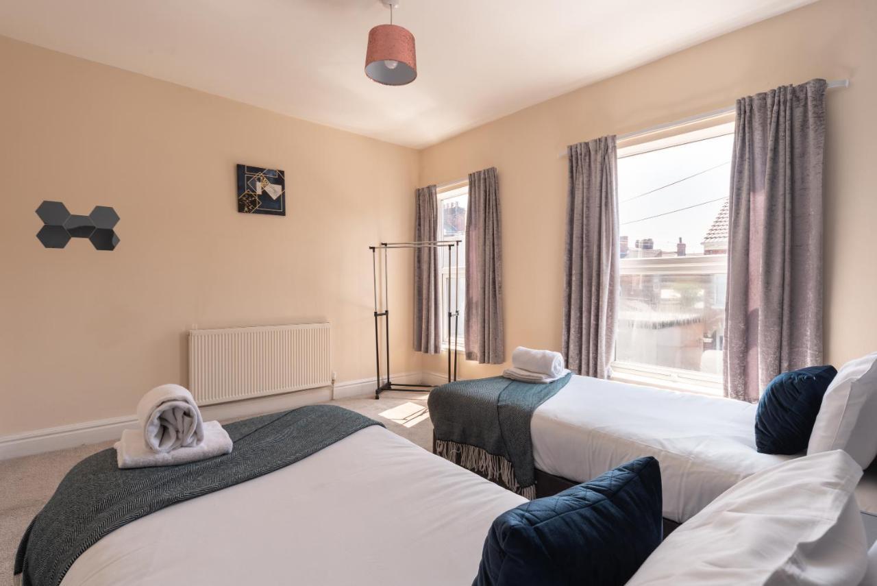 3 Bedroom-5 Beds Newland Ave King'S Palace Leisure-Contractor-Heart Of Hull Amenities Kingston upon Hull Buitenkant foto
