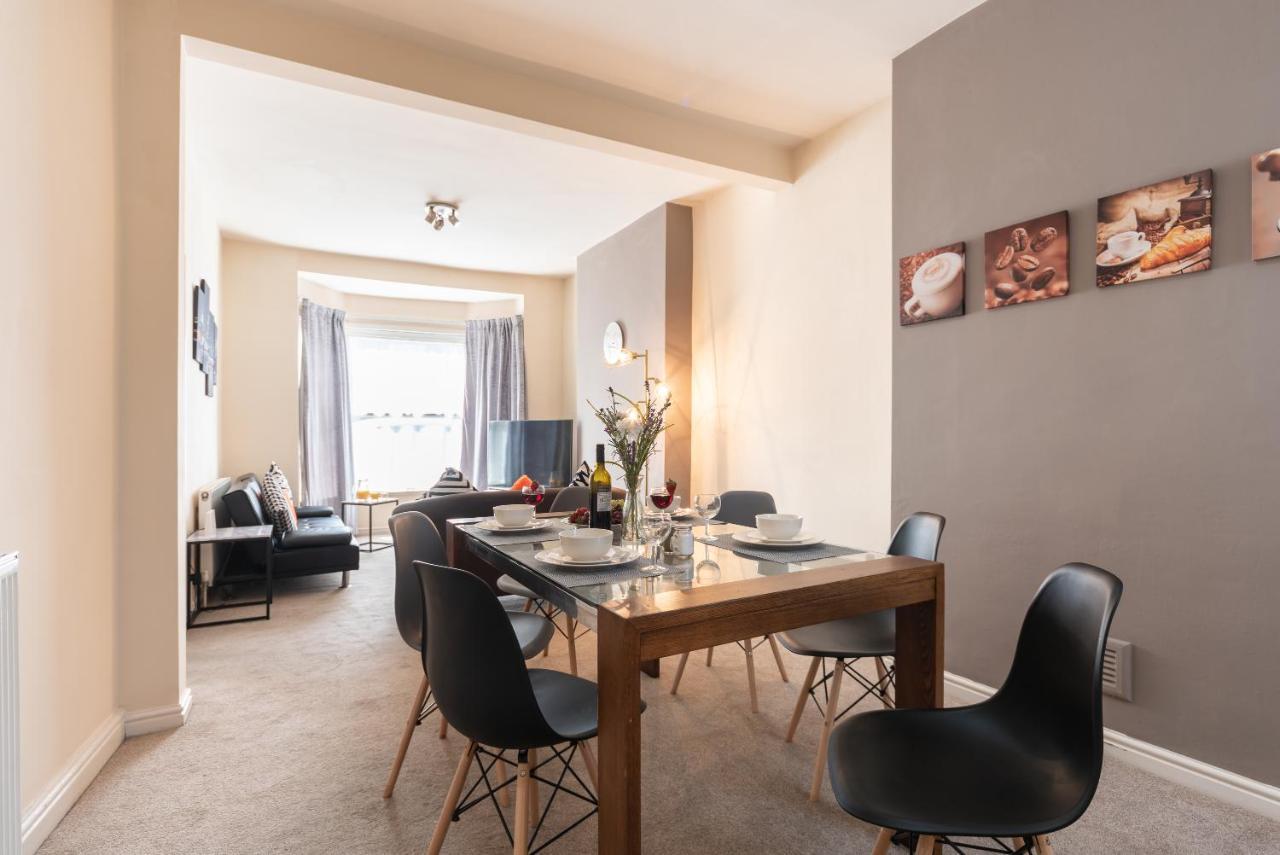 3 Bedroom-5 Beds Newland Ave King'S Palace Leisure-Contractor-Heart Of Hull Amenities Kingston upon Hull Buitenkant foto