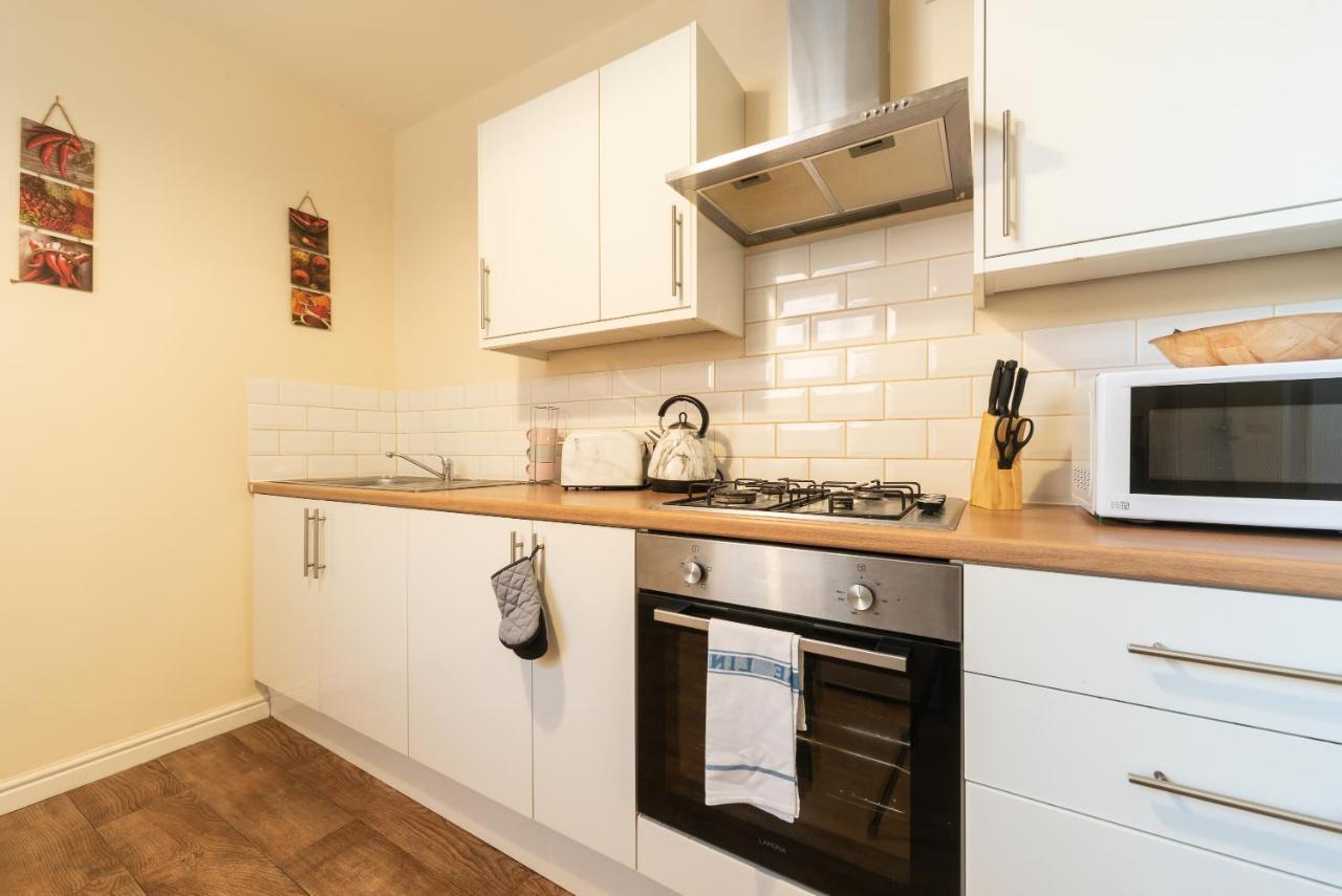 3 Bedroom-5 Beds Newland Ave King'S Palace Leisure-Contractor-Heart Of Hull Amenities Kingston upon Hull Buitenkant foto